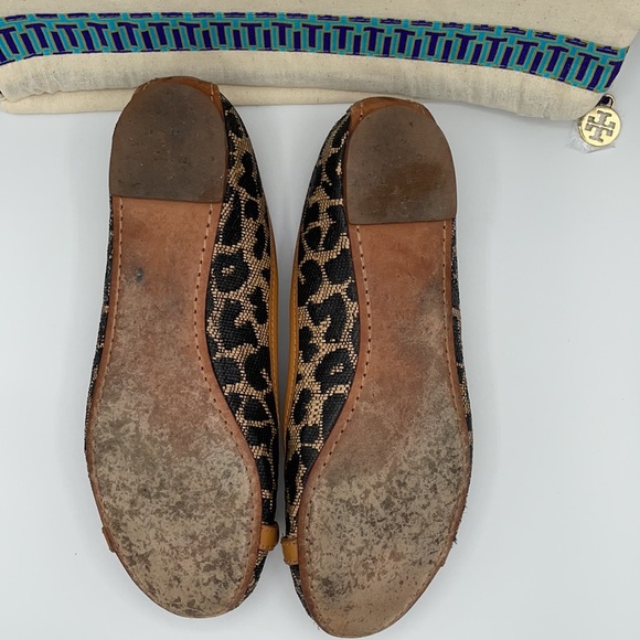 Tory Burch animal print ballerina flats - Picture 4 of 7
